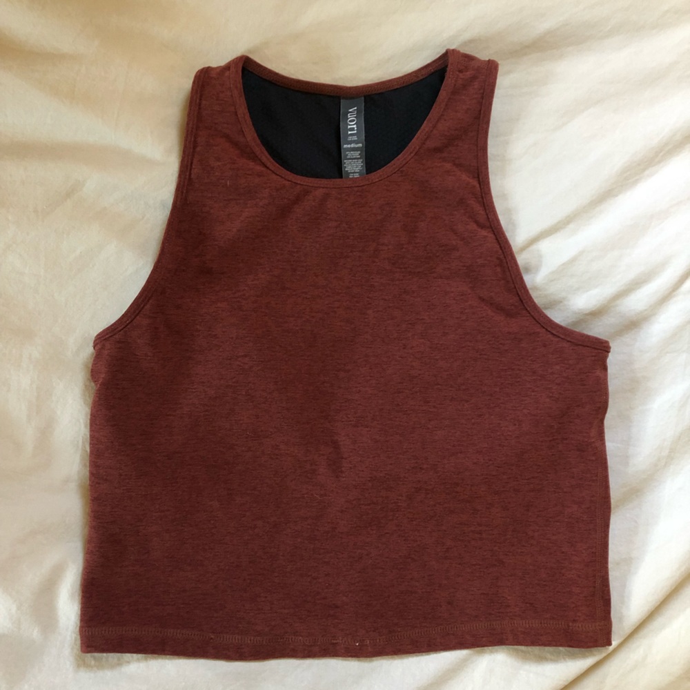 Vuori Elevation Plyo tank woman’s medium